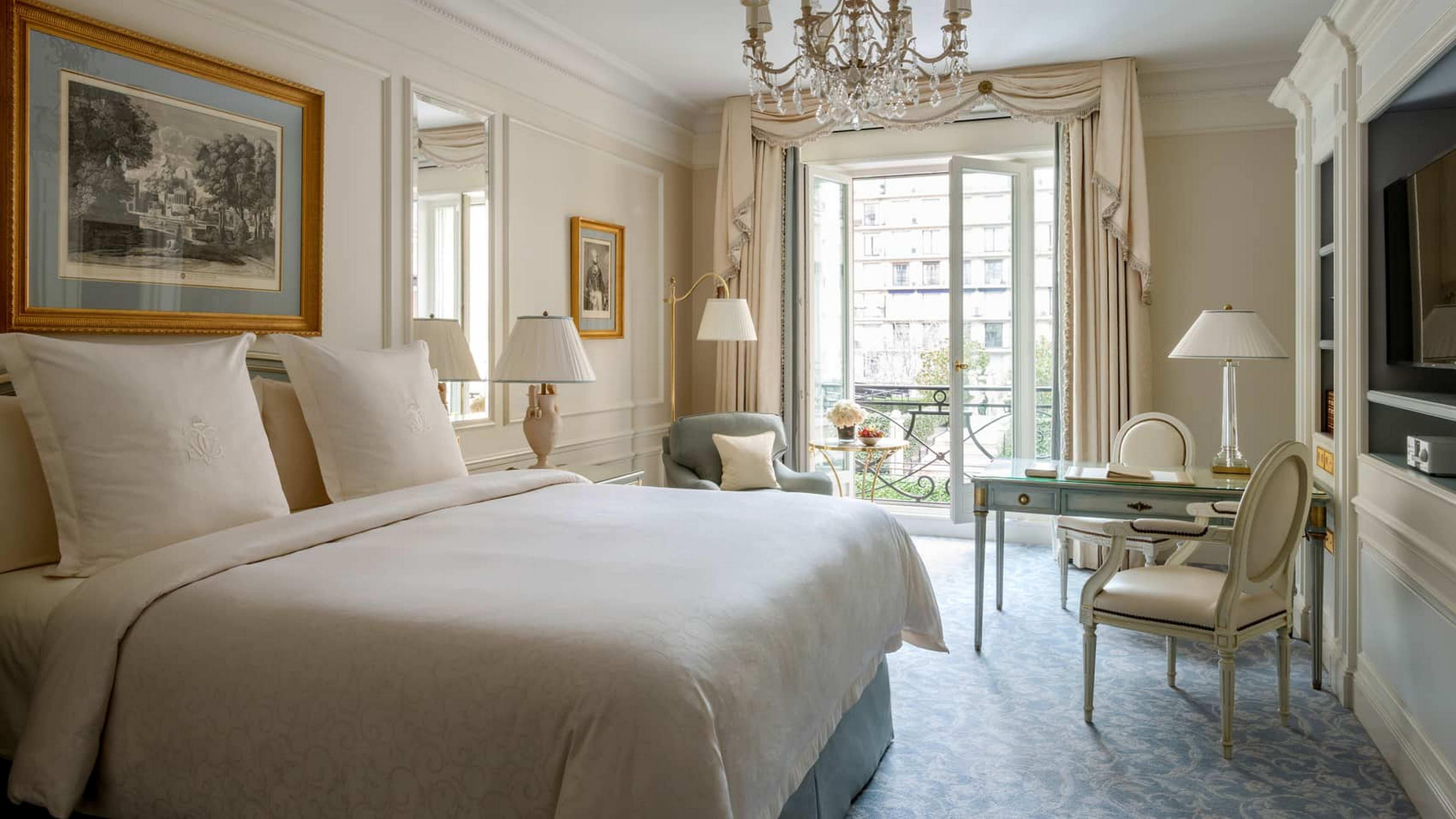 Four Seasons Hotel George V Paryż Zewnętrze zdjęcie